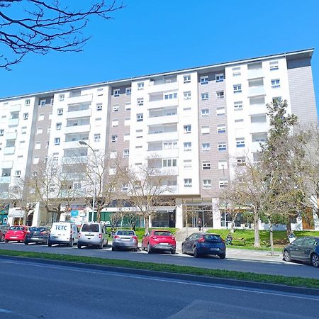 Los Sauces Pamplona Hospitales Universidad Baranain المظهر الخارجي الصورة